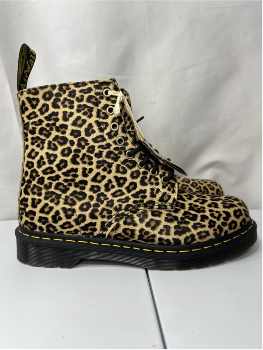 Dr Martens 1460 Pascal Leopard Cow Hair Lace Up Boot US M 9 W 10 Unisex Festive - Picture 7 of 13